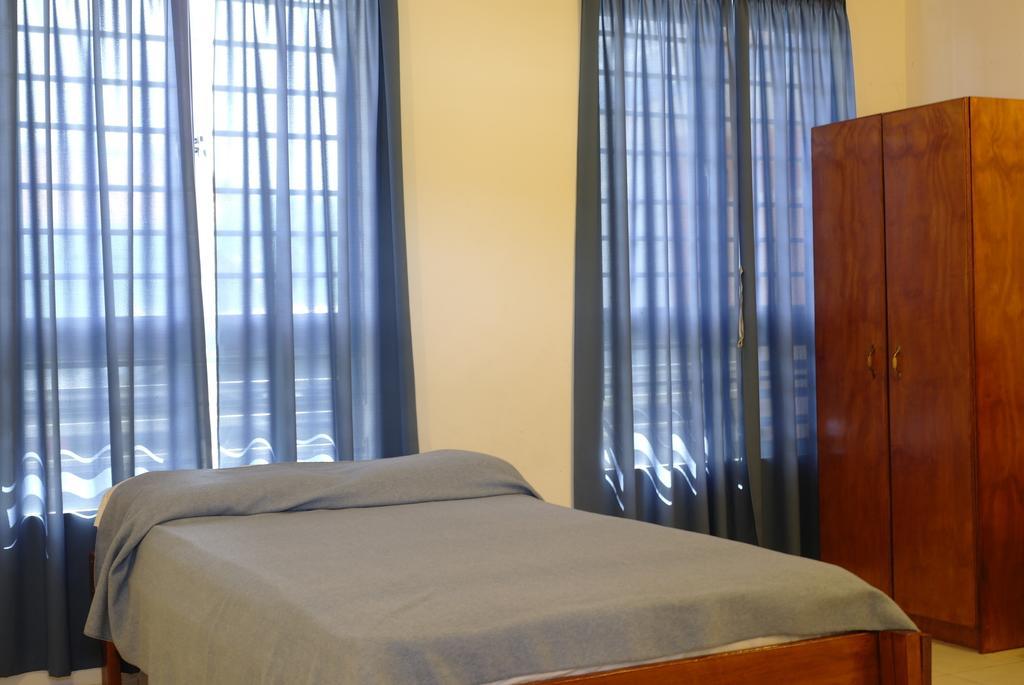 Orange Rembrandt Studio Apartments วิลเลมสตัด ภายนอก รูปภาพ