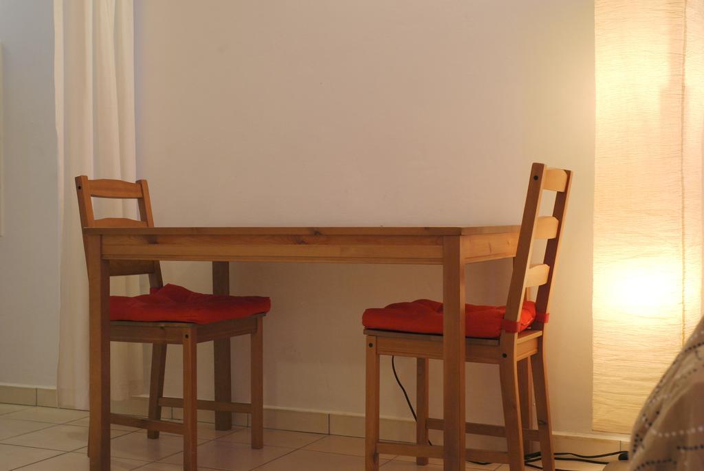 Orange Rembrandt Studio Apartments วิลเลมสตัด ภายนอก รูปภาพ